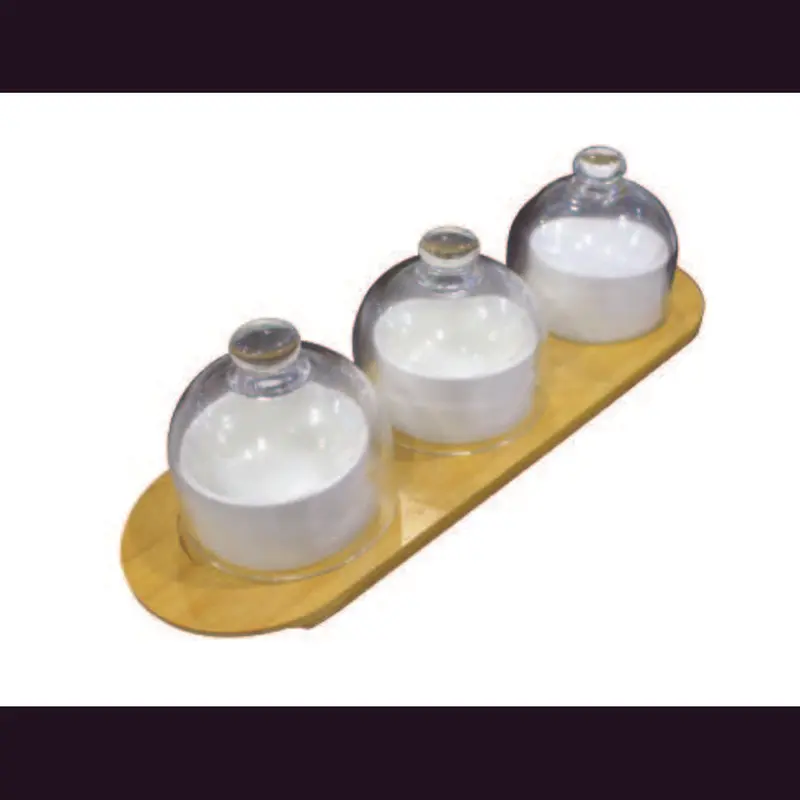 3-Piece Dessert Bowl Set With Lids And Bases 1