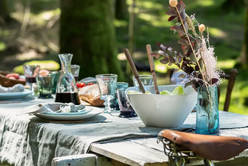 Bee Ecru Stoneware Tableware Collection 1