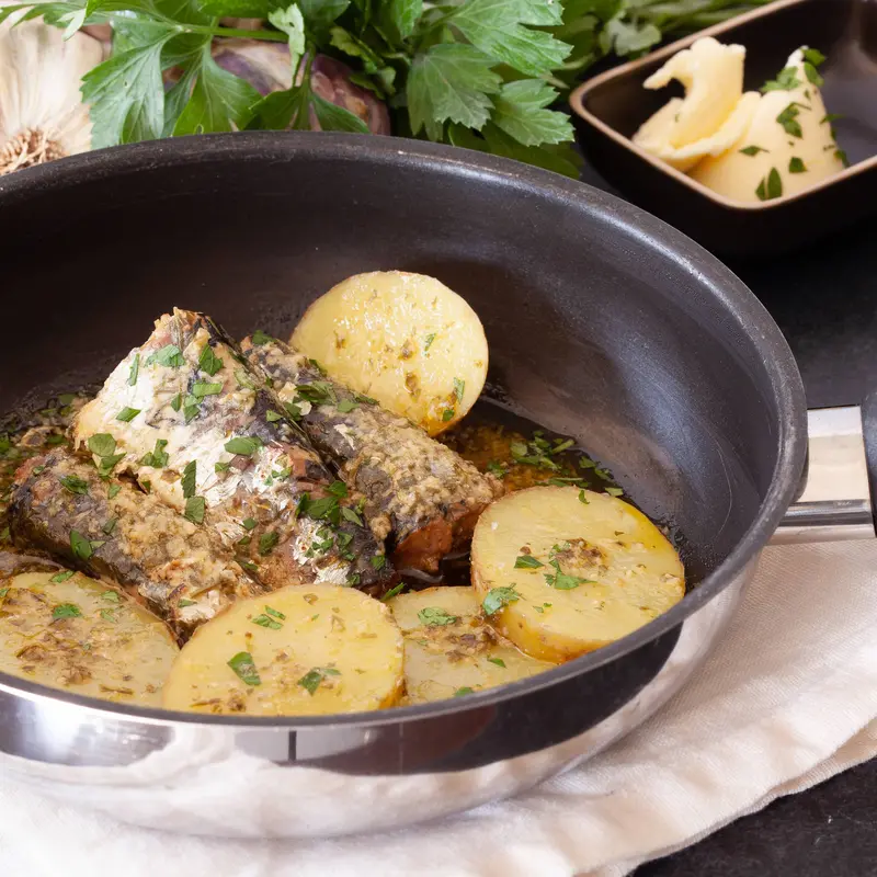 Ferrigno Sardines In Garlic-Parsley Butter Sauce 1
