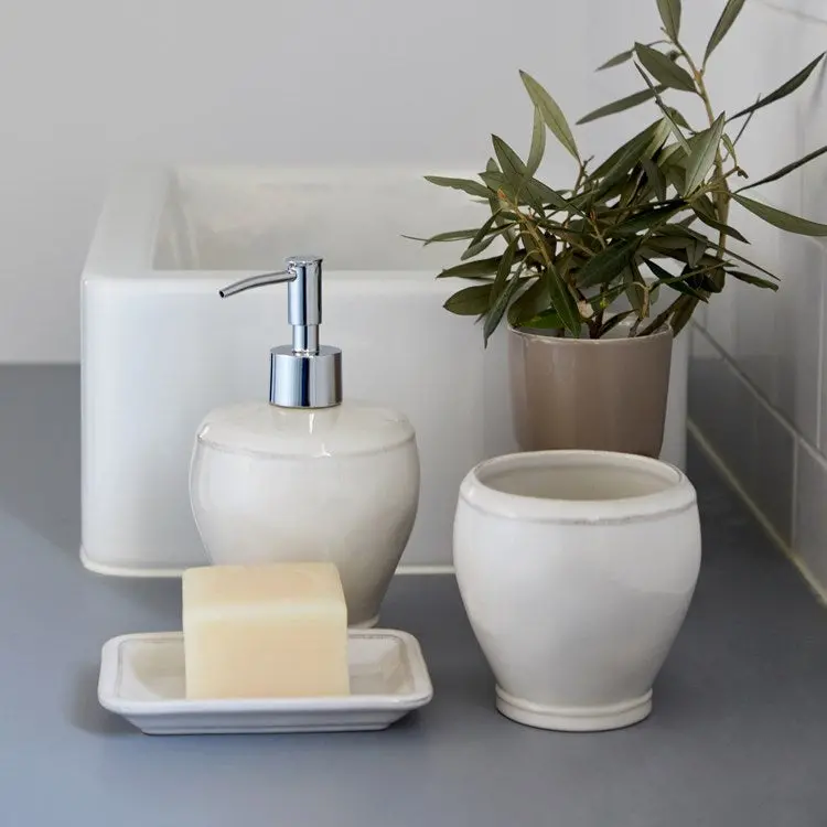 Fontana Modern Bathroom Accessory Set 1