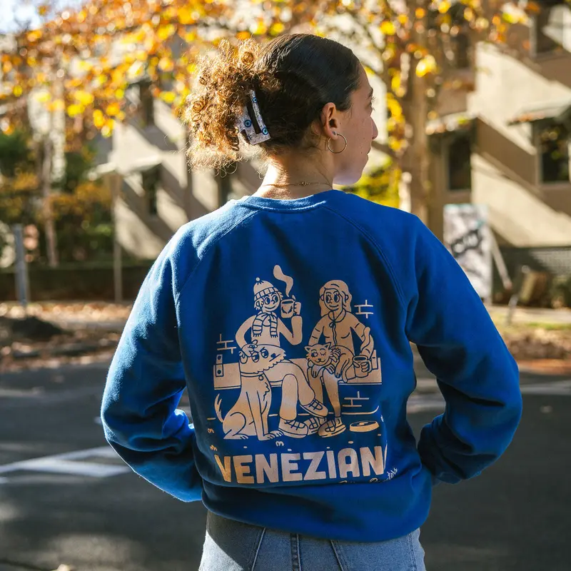 Relax Crew Sweatshirt In Bright Royal Blue 1