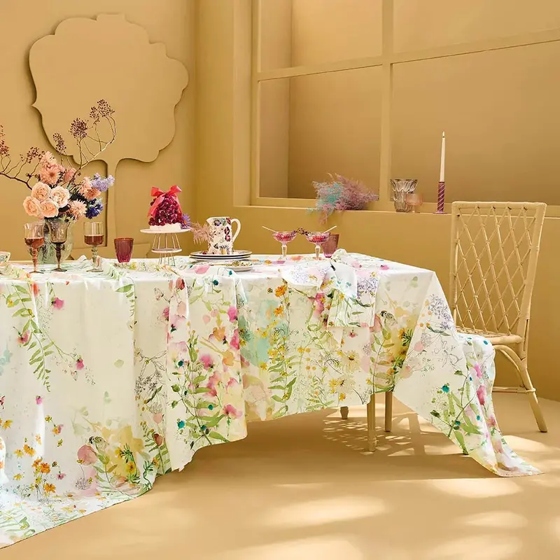 Rosee Du Matin Printemps – Spring-Themed Decorative Textile Pattern 1