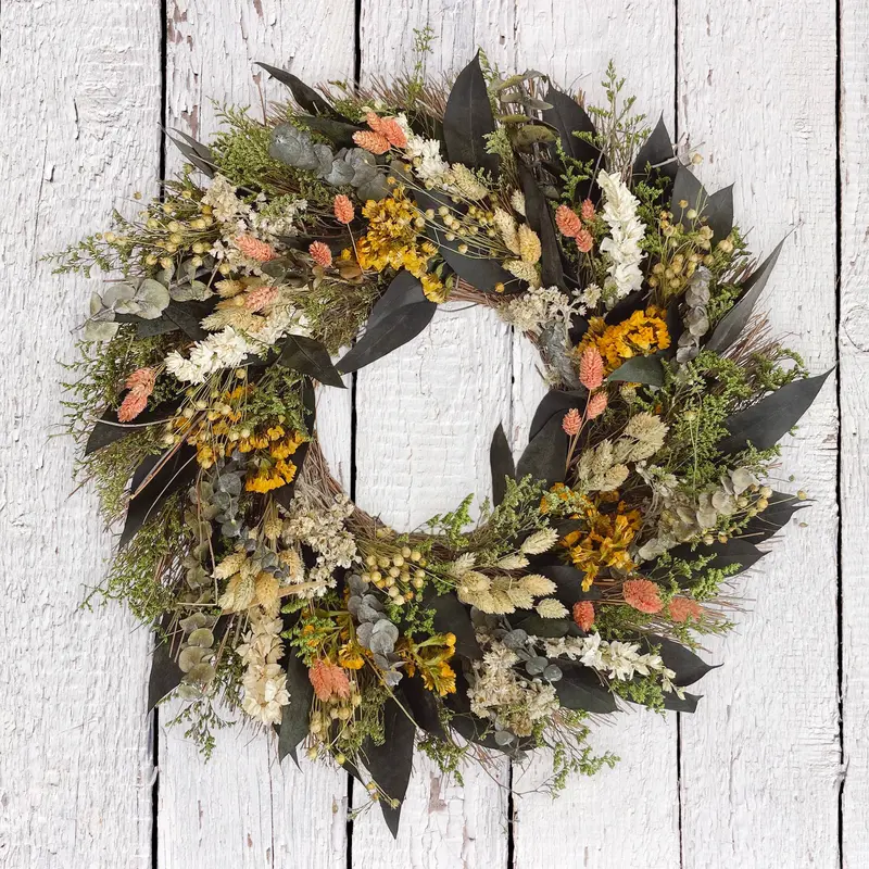 Saratoga-Inspired Wreath Design Wall Hanging 1