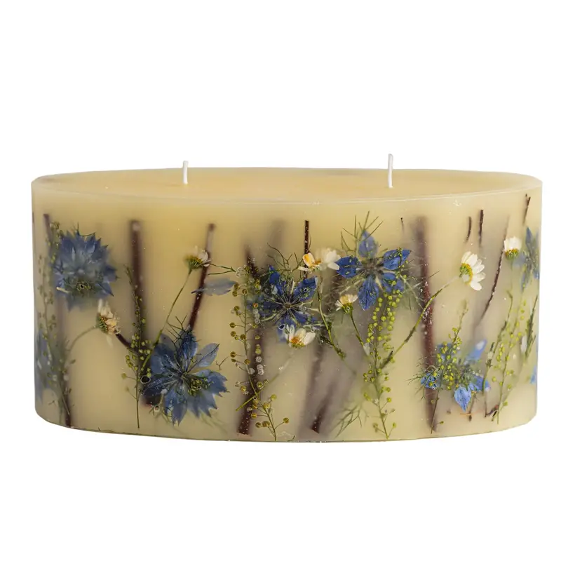 Sea Salt Mist Botanical Statement Candle – Generous-Sized Oceanic Soy Candle 1