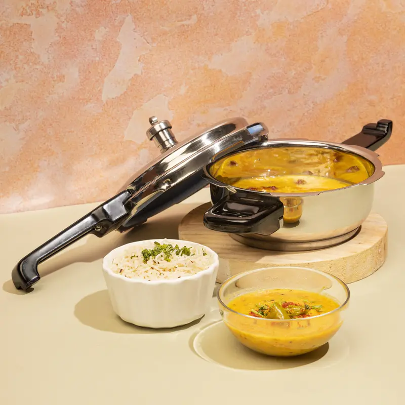 Vinod Induction-Compatible Deep Pan Pressure Cooker With Secure-Fit Lid 3