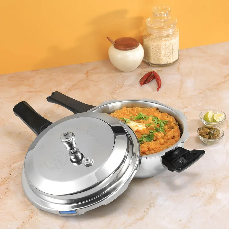Vinod Platinum Tri-Ply Deep-Base Pressure Cooker – Induction Friendly 1
